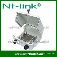 Screw lock type waterproof distribution box